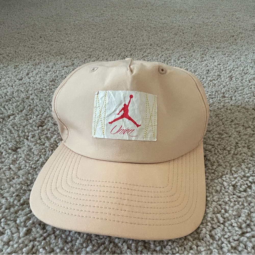 Beige Jordan Union hat
